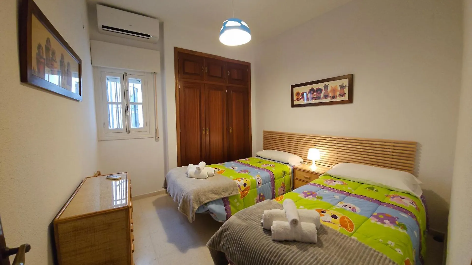 Casa Blanca-Parking Gratis Apartment Sanlucar de Barrameda